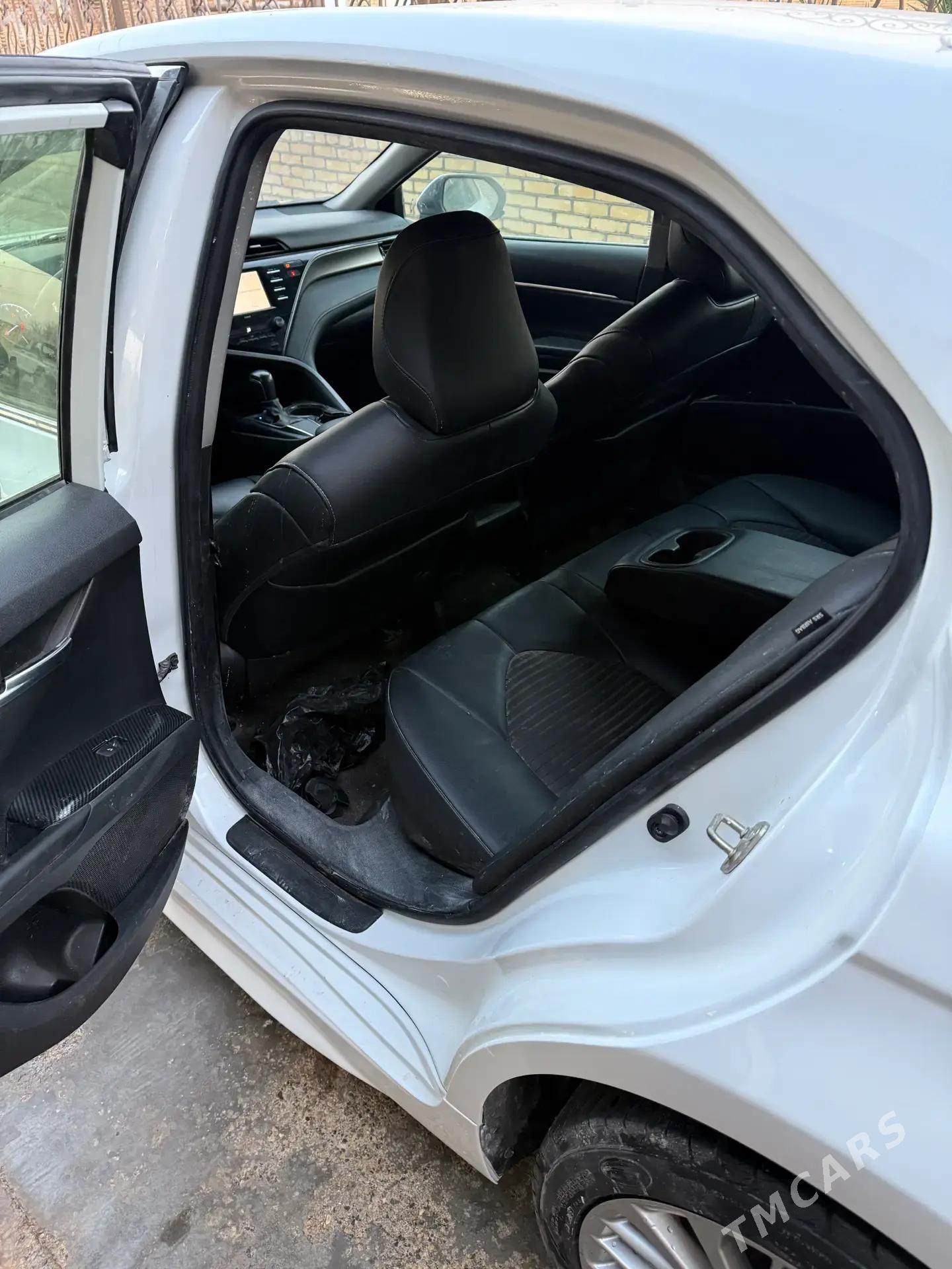 Toyota Camry 2020 - 320 000 TMT - Baýramaly - img 7