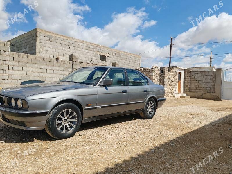 BMW 535 1992 - 38 000 TMT - Balkanabat - img 4
