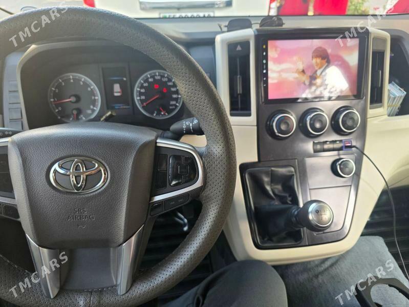 Toyota Hiace 2021 - 740 000 TMT - Ашхабад - img 6