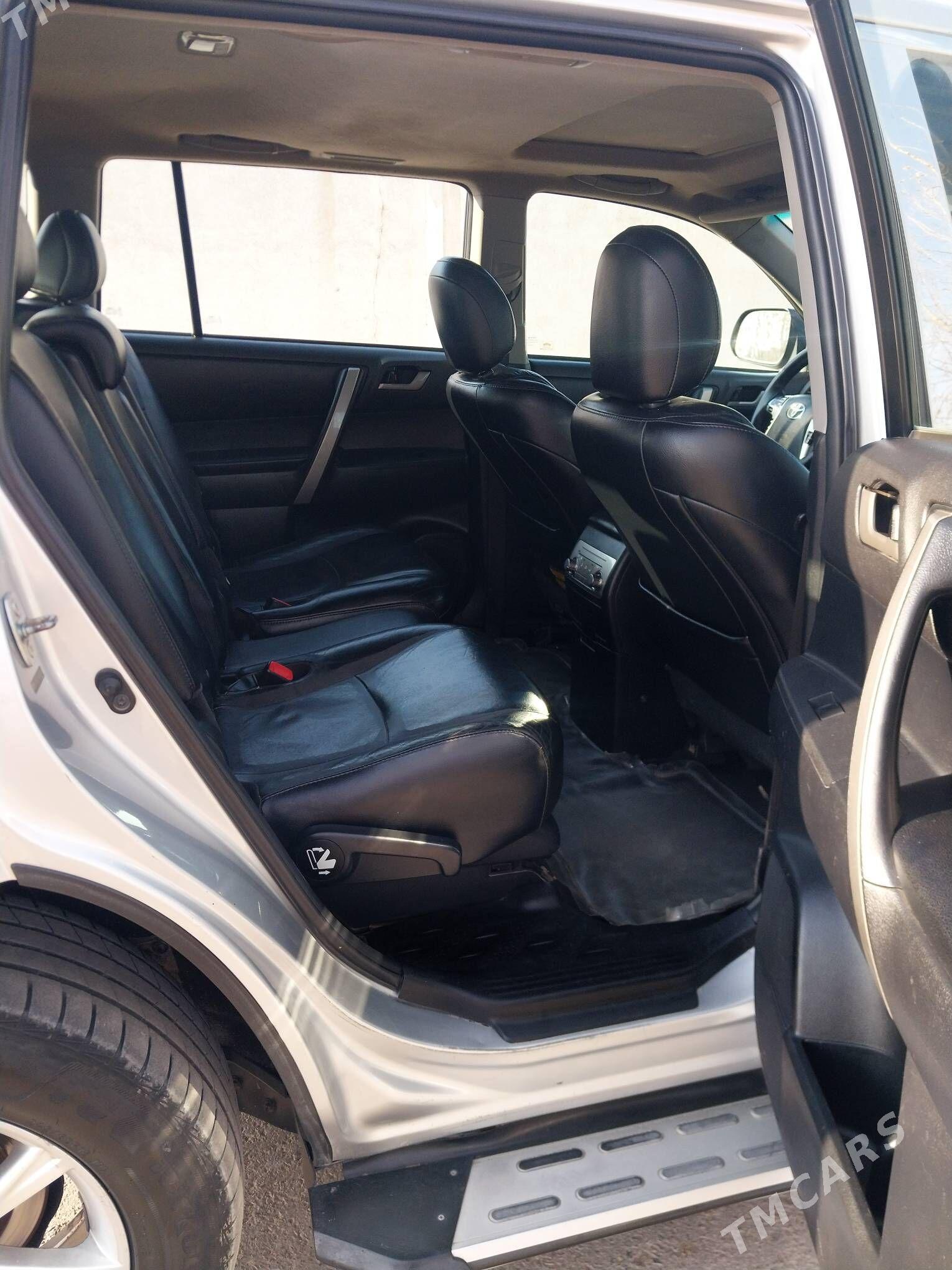 Toyota Highlander 2012 - 330 000 TMT - Губадаг - img 5