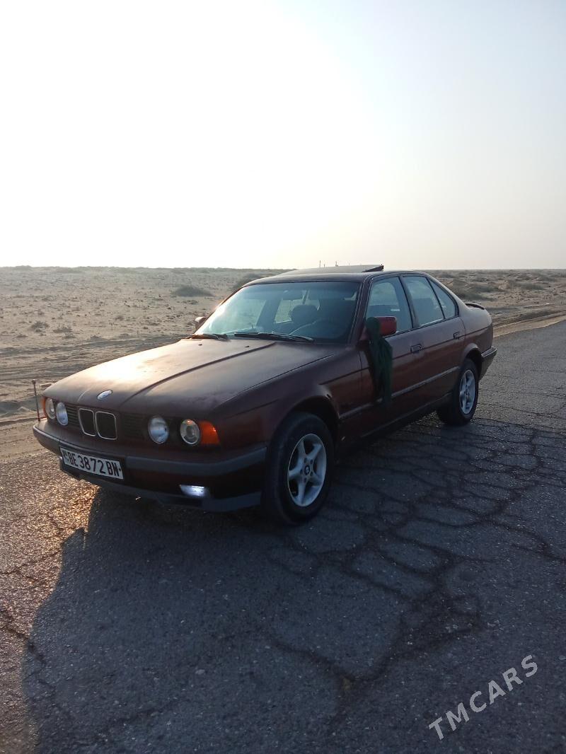 BMW 525 1990 - 30 000 TMT - Эсенгулы - img 2
