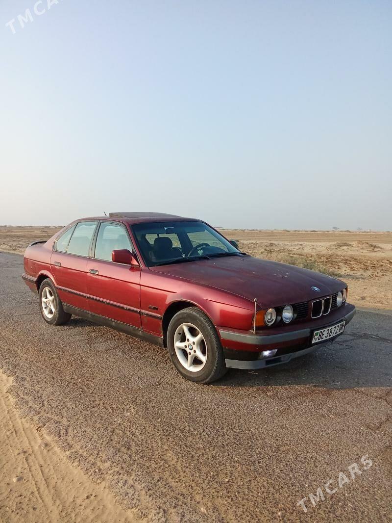 BMW 525 1990 - 30 000 TMT - Эсенгулы - img 3