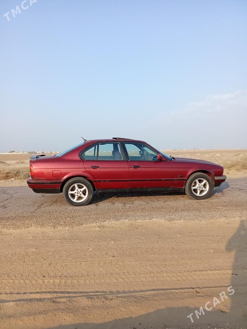 BMW 525 1990 - 30 000 TMT - Эсенгулы - img 6