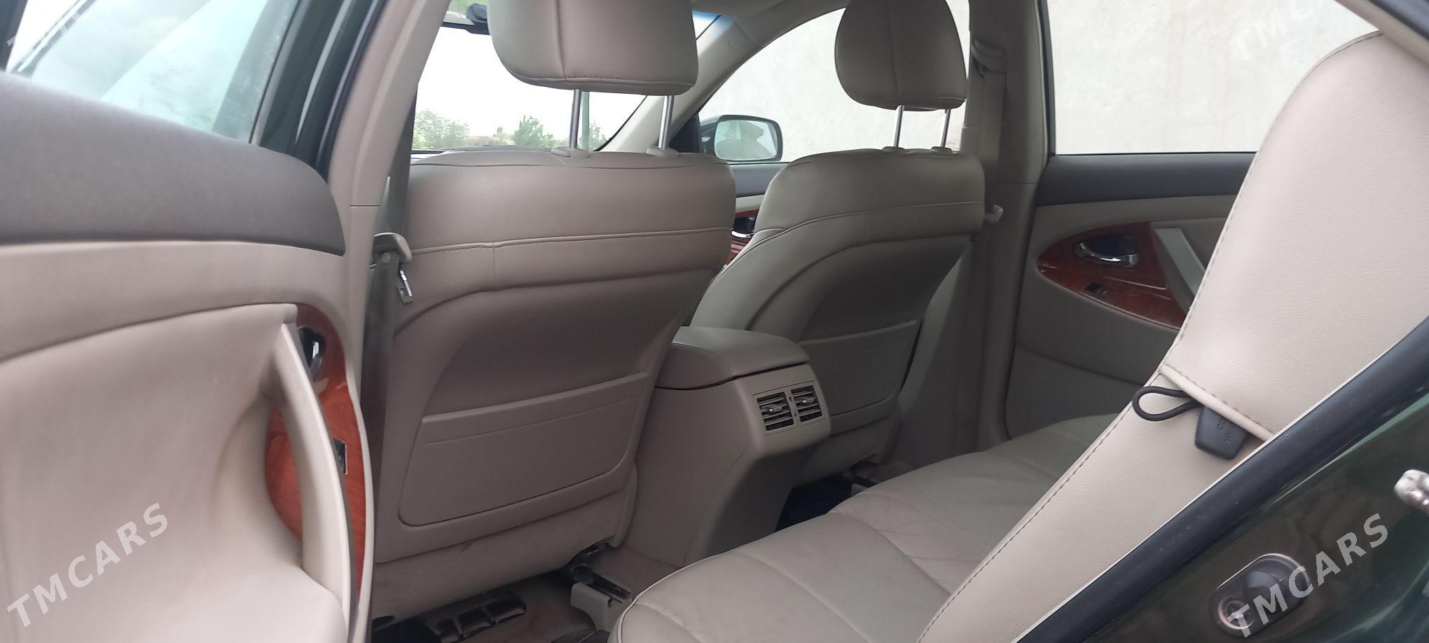 Toyota Camry 2011 - 230 000 TMT - Губадаг - img 4