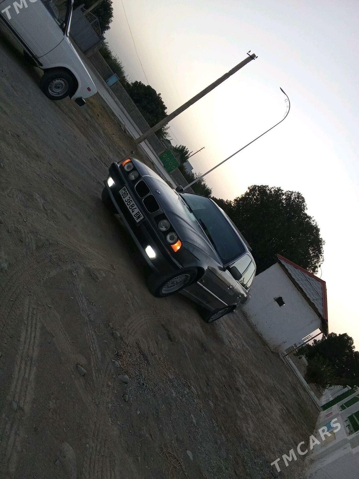 BMW 528 1992 - 55 000 TMT - Бузмеин - img 2