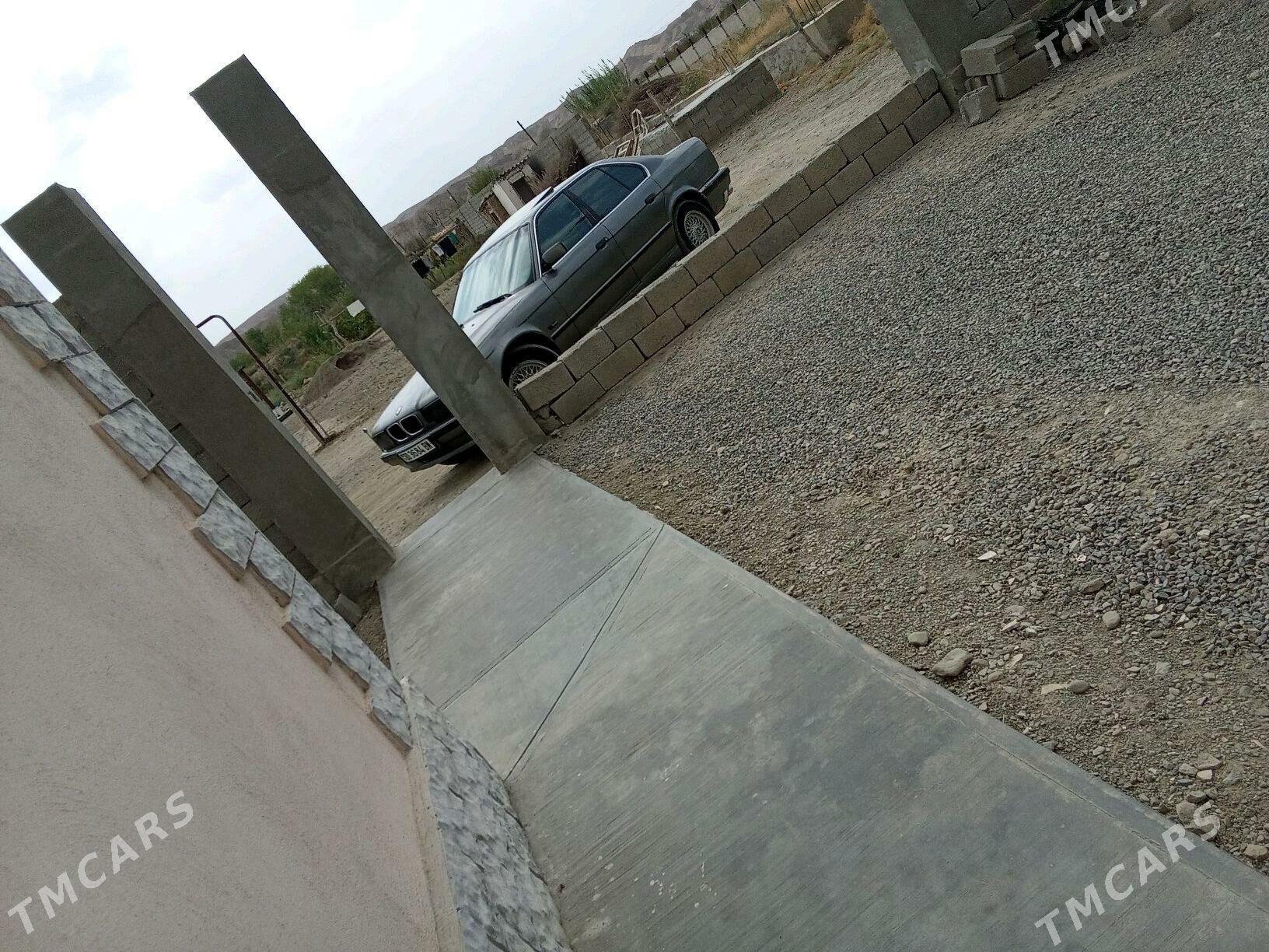 BMW 528 1992 - 55 000 TMT - Бузмеин - img 3