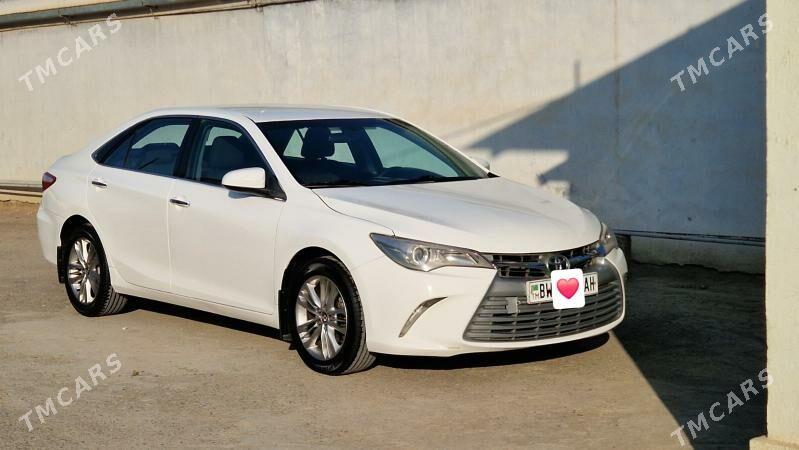 Toyota Camry 2017 - 235 000 TMT - Анев - img 3