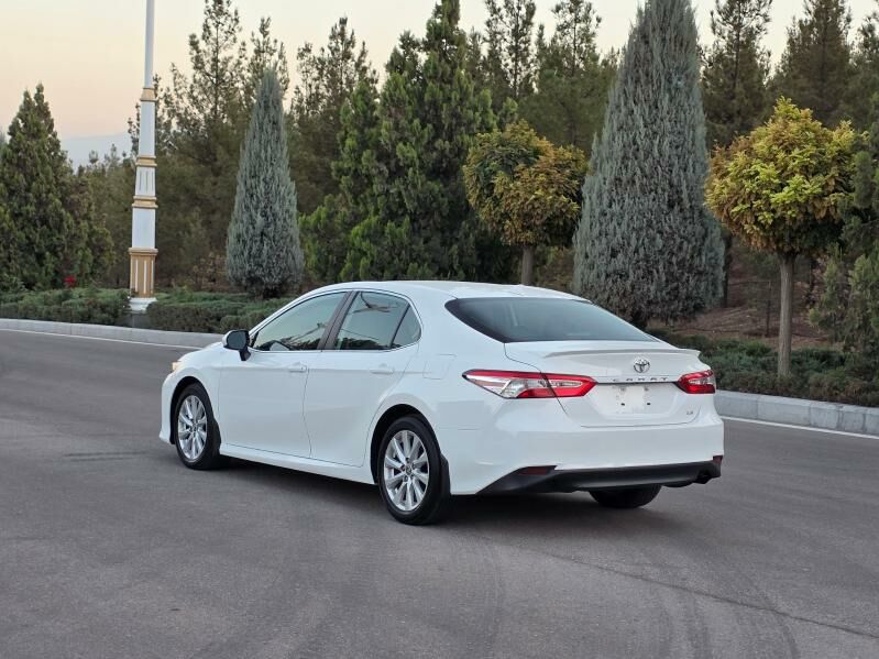 Toyota Camry 2020 - 320 000 TMT - Aşgabat - img 3