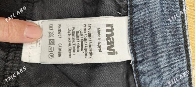 Джинсы женские шорты - 30 мкр - img 4