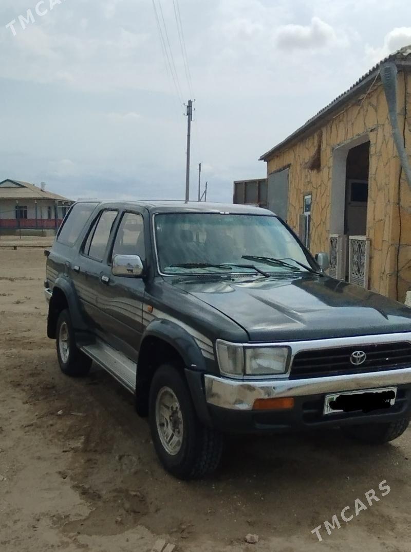 Toyota 4Runner 1993 - 50 000 TMT - Эсенгулы - img 1