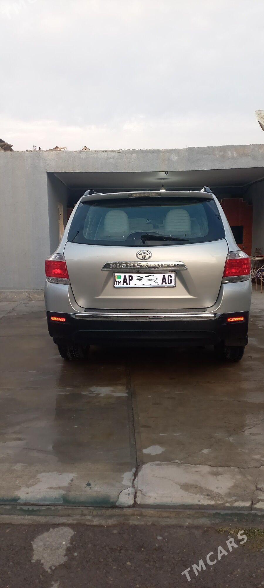 Toyota Highlander 2013 - 375 000 TMT - Bagyr - img 2