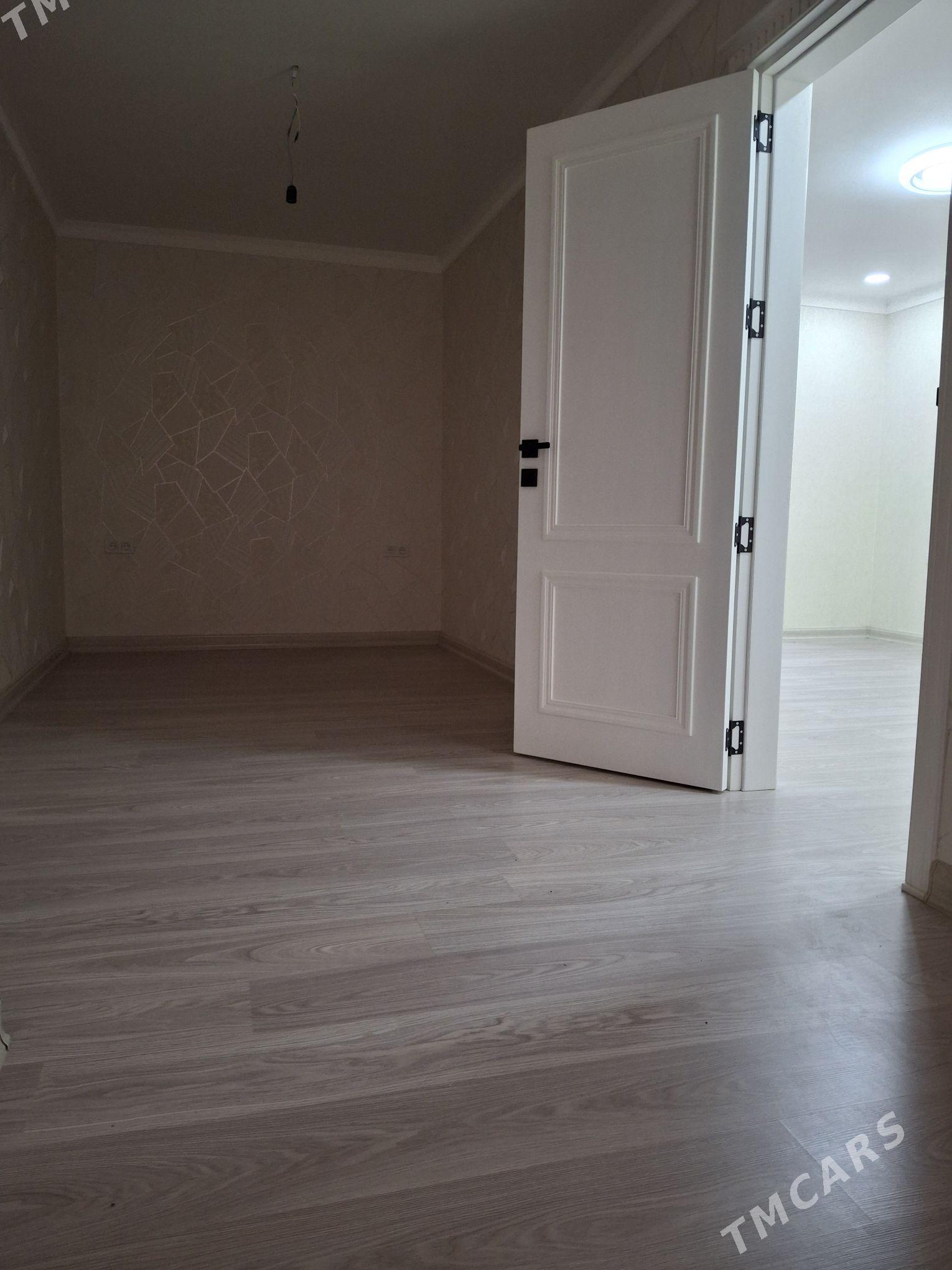 Продам квартиру - Türkmenbaşy - img 7