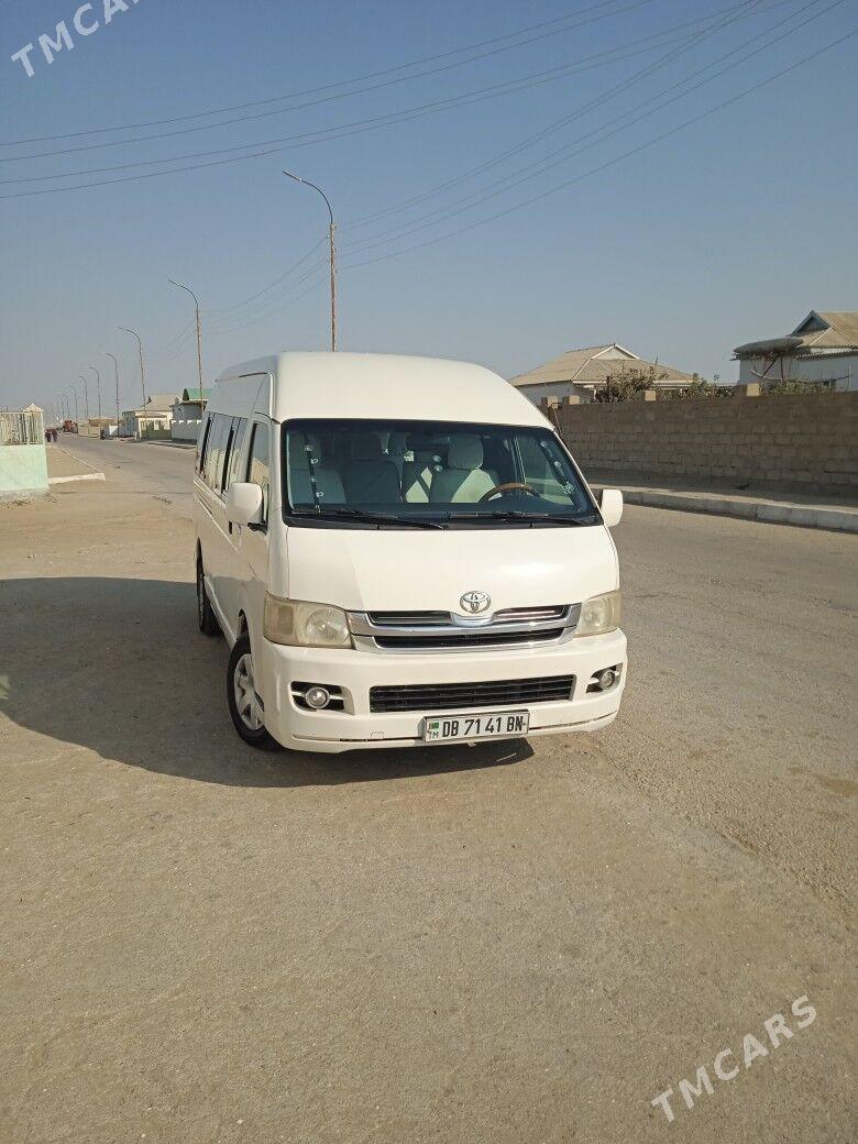 Toyota Hiace 2009 - 345 000 TMT - Esenguly - img 2