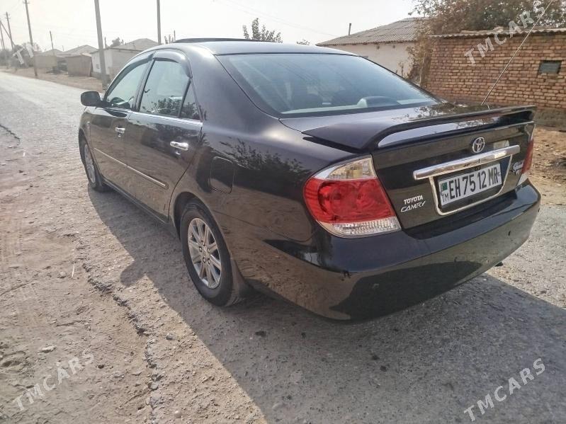 Toyota Camry 2004 - 223 000 TMT - Тагтабазар - img 3