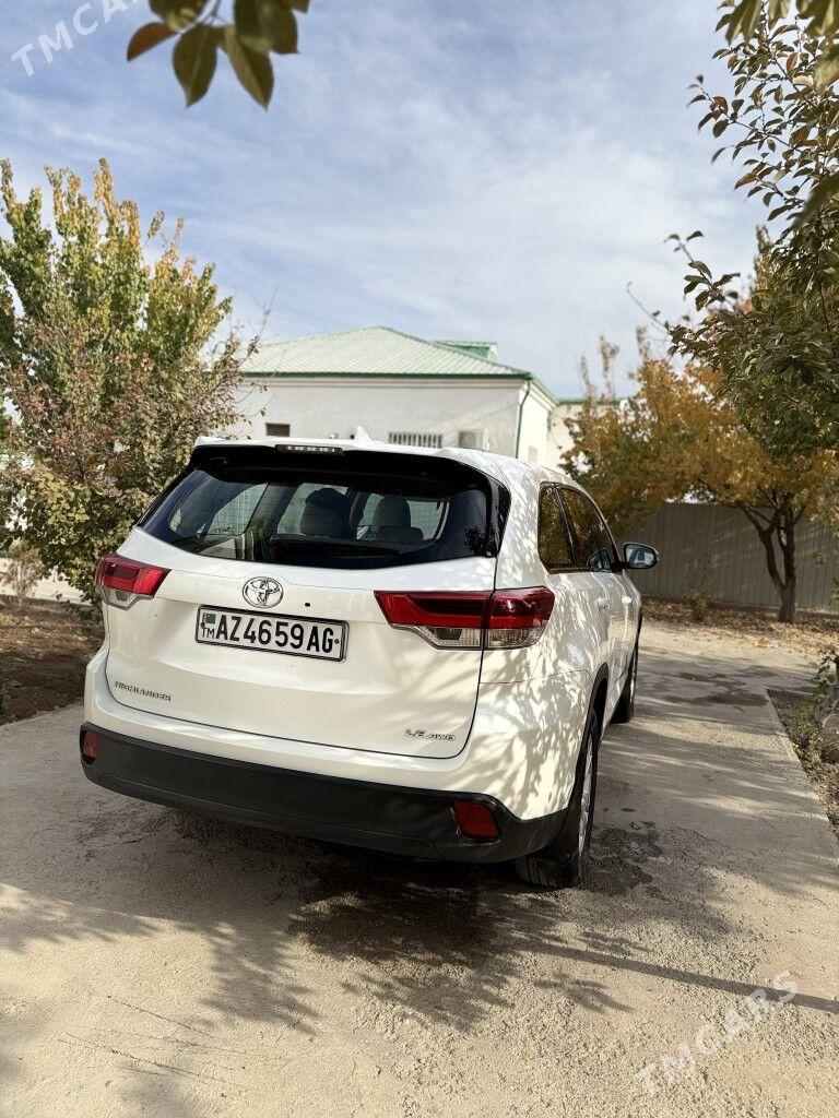 Toyota Highlander 2019 - 460 000 TMT - Ашхабад - img 5