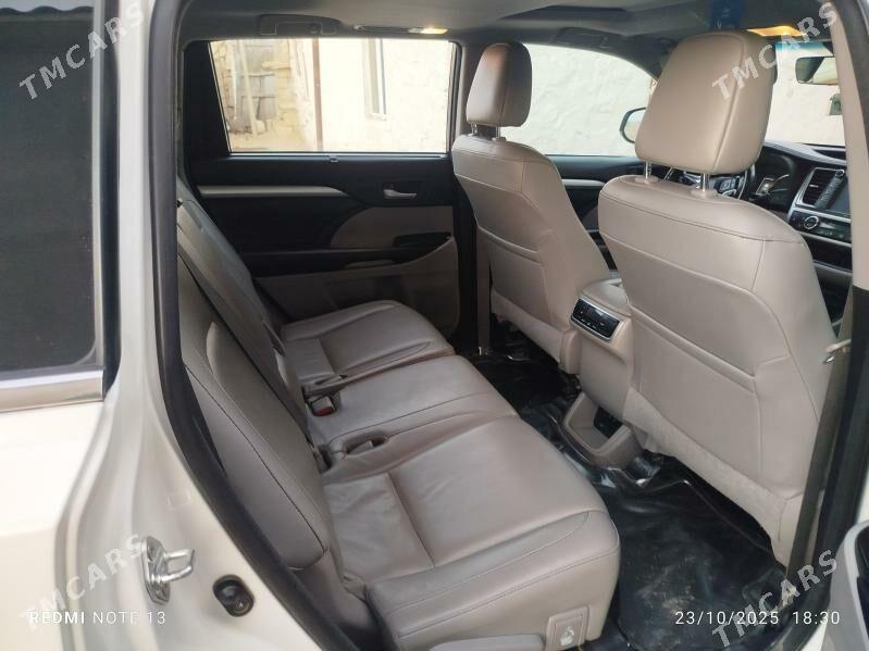 Toyota Highlander 2017 - 440 000 TMT - Туркменбаши - img 5