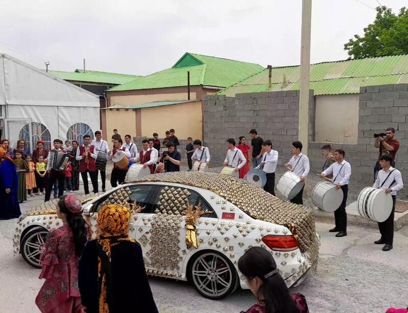 Sazanda tanscy gelnaljy depci - Aşgabat - img 3