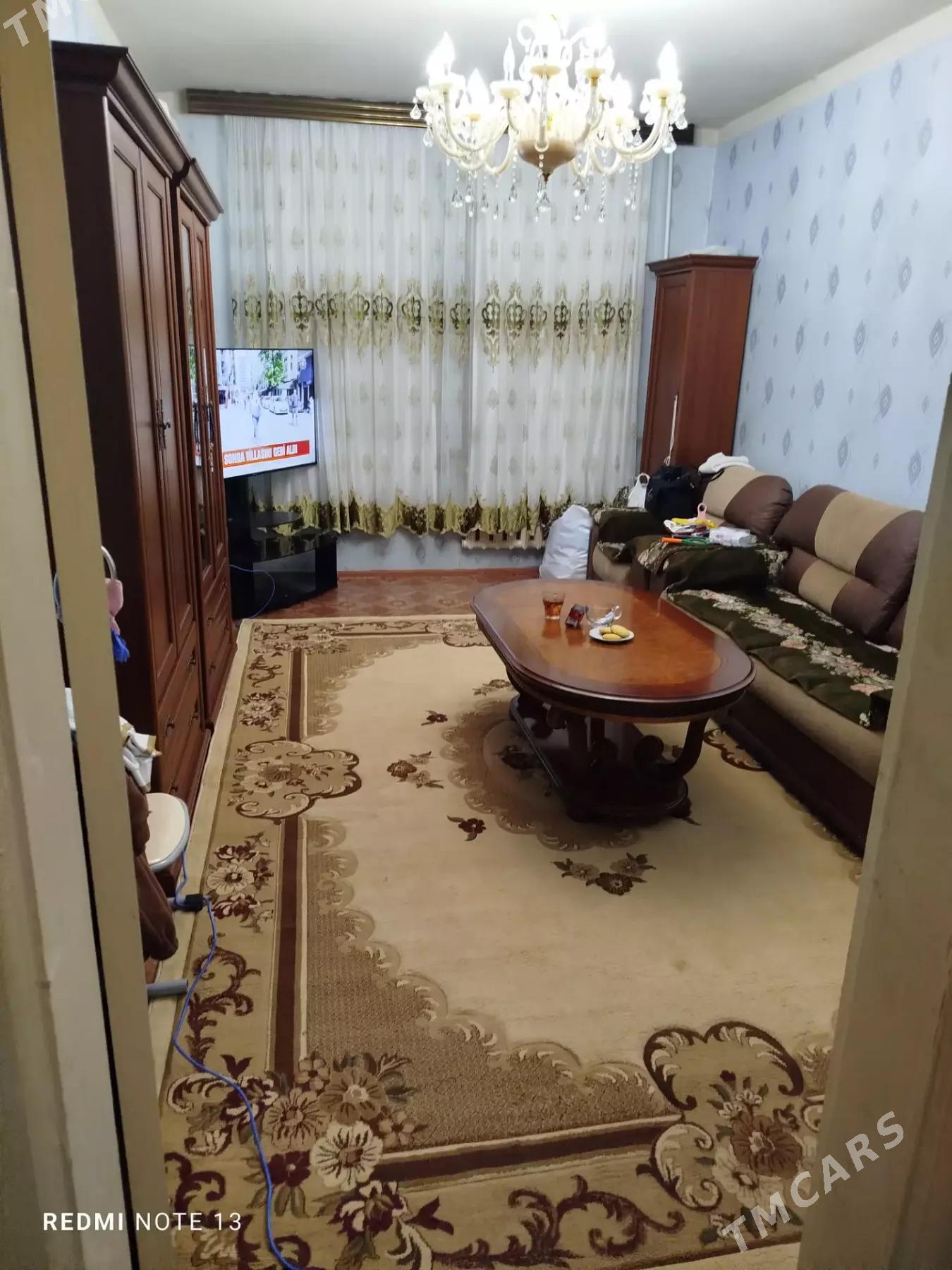 8 мкр Аркачка 1 этаж 3 комнаты - 8 mkr - img 2