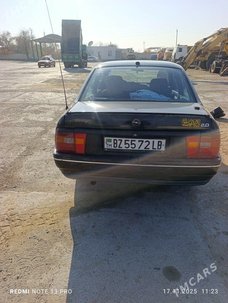 Opel Vectra 1993 - 26 000 TMT - Газаджак - img 4
