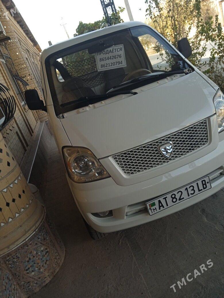 Kia Bongo 2013 - 80 000 TMT - Çärjew - img 3