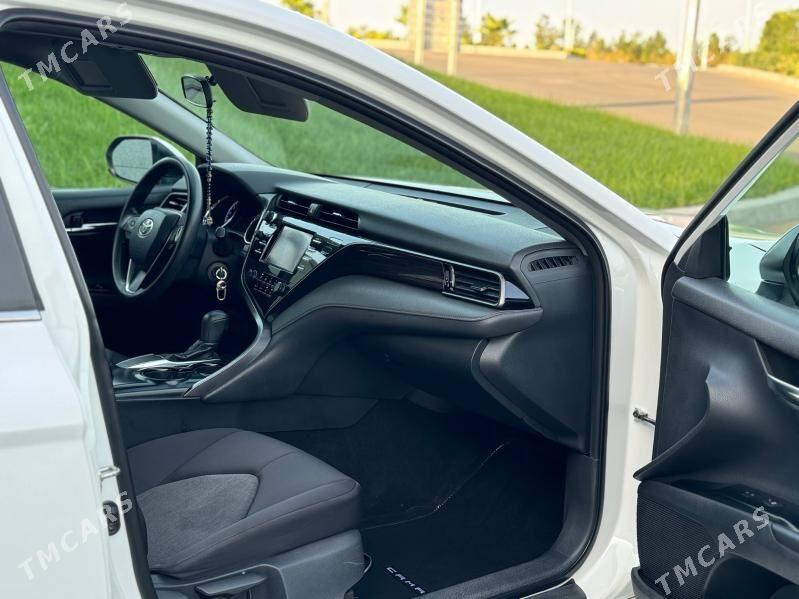 Toyota Camry 2020 - 310 000 TMT - Aşgabat - img 8