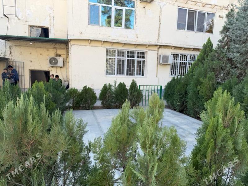 30 микрорайон 2 комнаты 1 этаж - 30 mkr - img 9