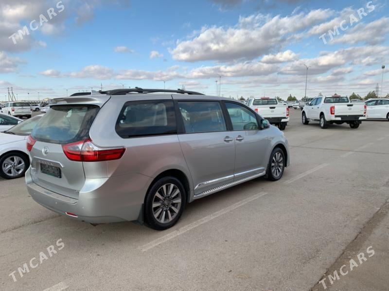 Toyota Sienna 2020 - 465 000 TMT - Ашхабад - img 4