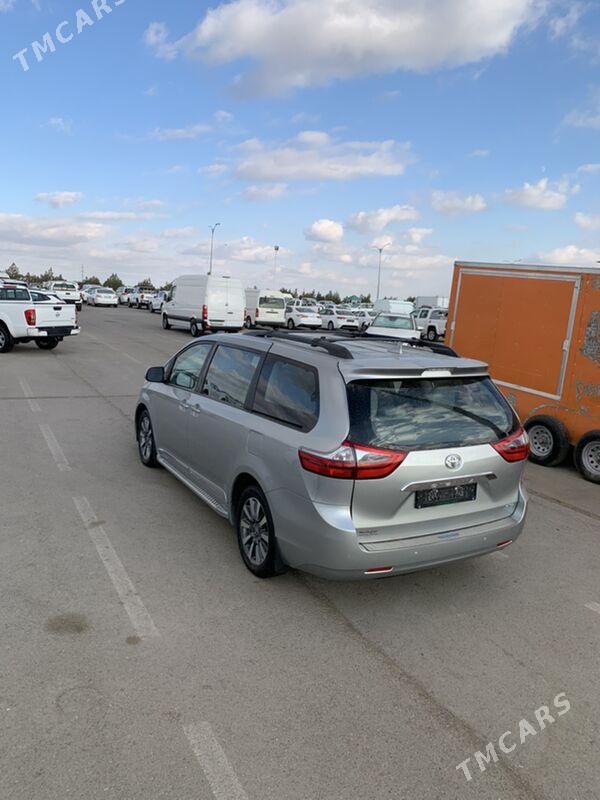 Toyota Sienna 2020 - 465 000 TMT - Ашхабад - img 5