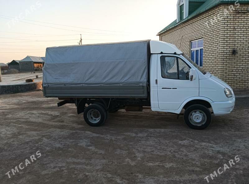Gaz Gazel 2015 - 170 000 TMT - Ак-Бугдайский этрап - img 3