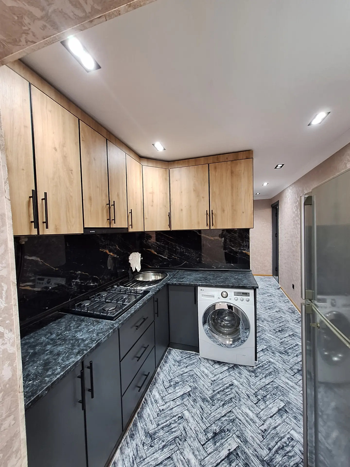 11 mkr 2 kom razdelni - 11 mkr - img 1