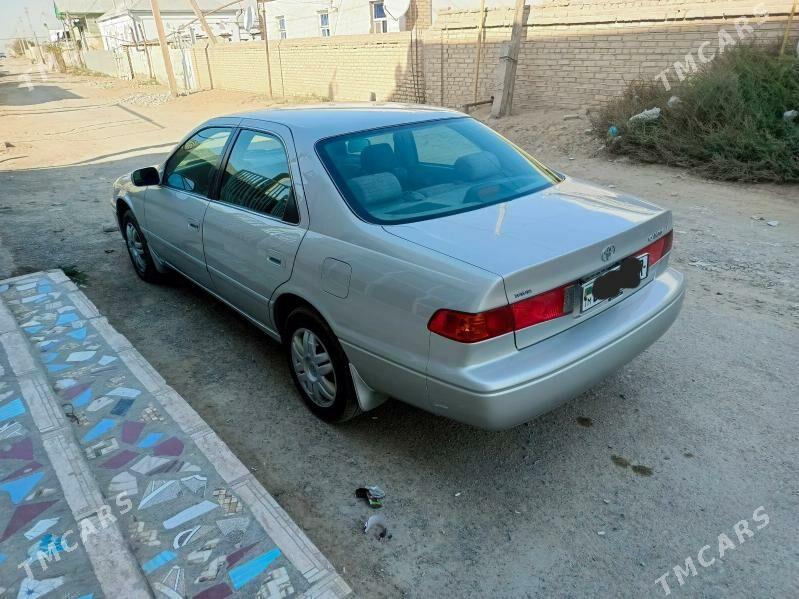 Toyota Camry 2000 - 160 000 TMT - Мары - img 4