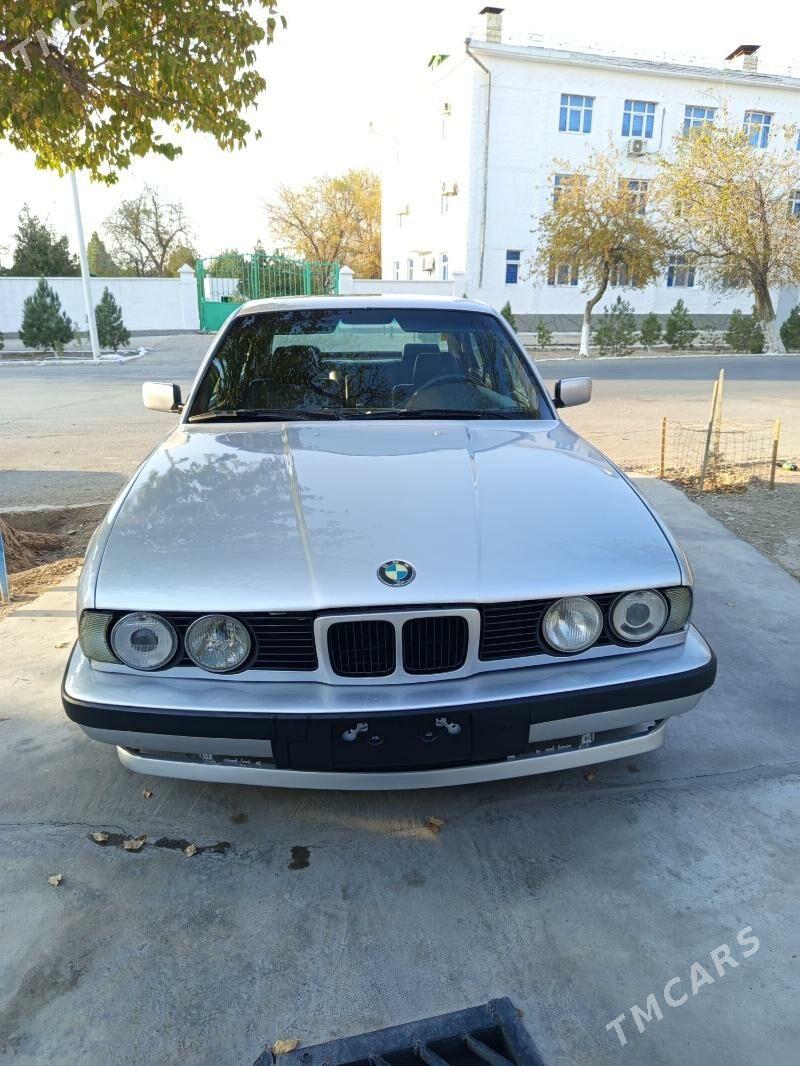 BMW 520 1990 - 65 000 TMT - Balkanabat - img 5