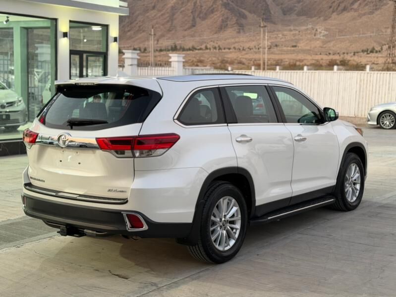 Toyota Highlander 2019 - 490 000 TMT - Balkanabat - img 4