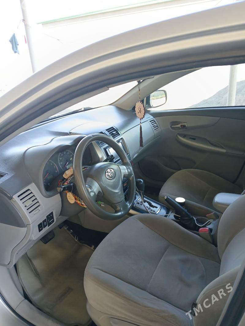 Toyota Corolla 2010 - 153 000 TMT - Aşgabat - img 5