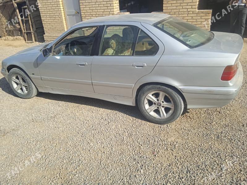 BMW 325 1994 - 30 000 TMT - Мары - img 5