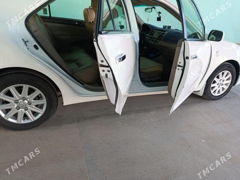 Toyota Camry 2004 - 185 000 TMT - Halaç - img 3