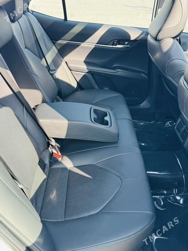 Toyota Camry 2021 - 415 000 TMT - Кëши - img 6