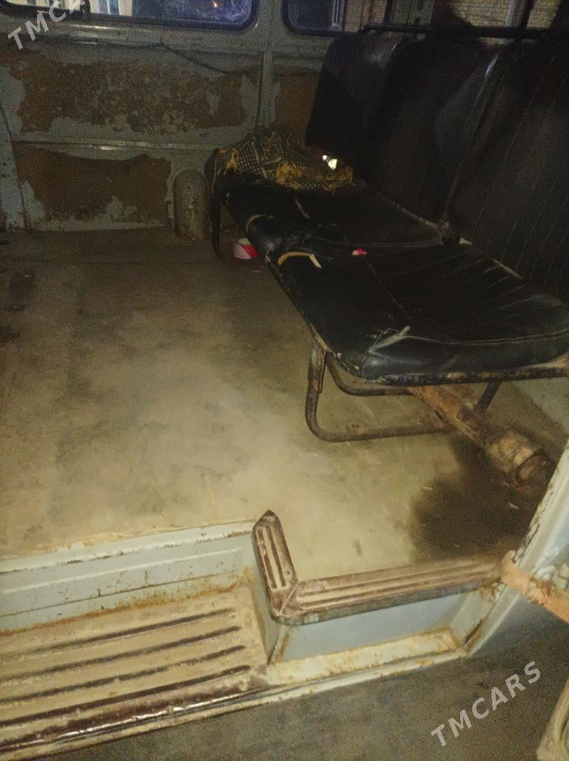 UAZ 469 2000 - 40 000 TMT - Мары - img 8