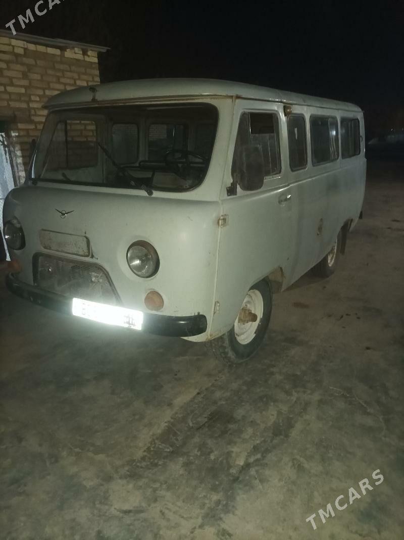 UAZ 469 2000 - 40 000 TMT - Мары - img 3