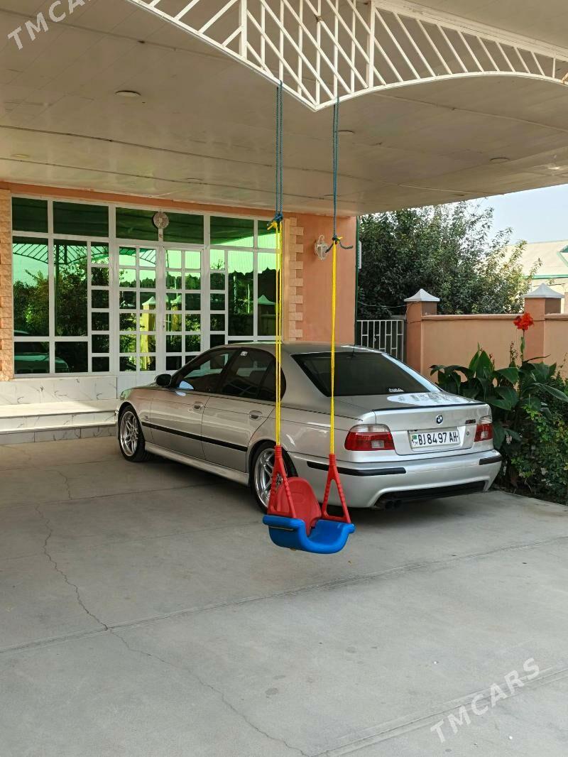 BMW E39 2001 - 165 000 TMT - Кака - img 5