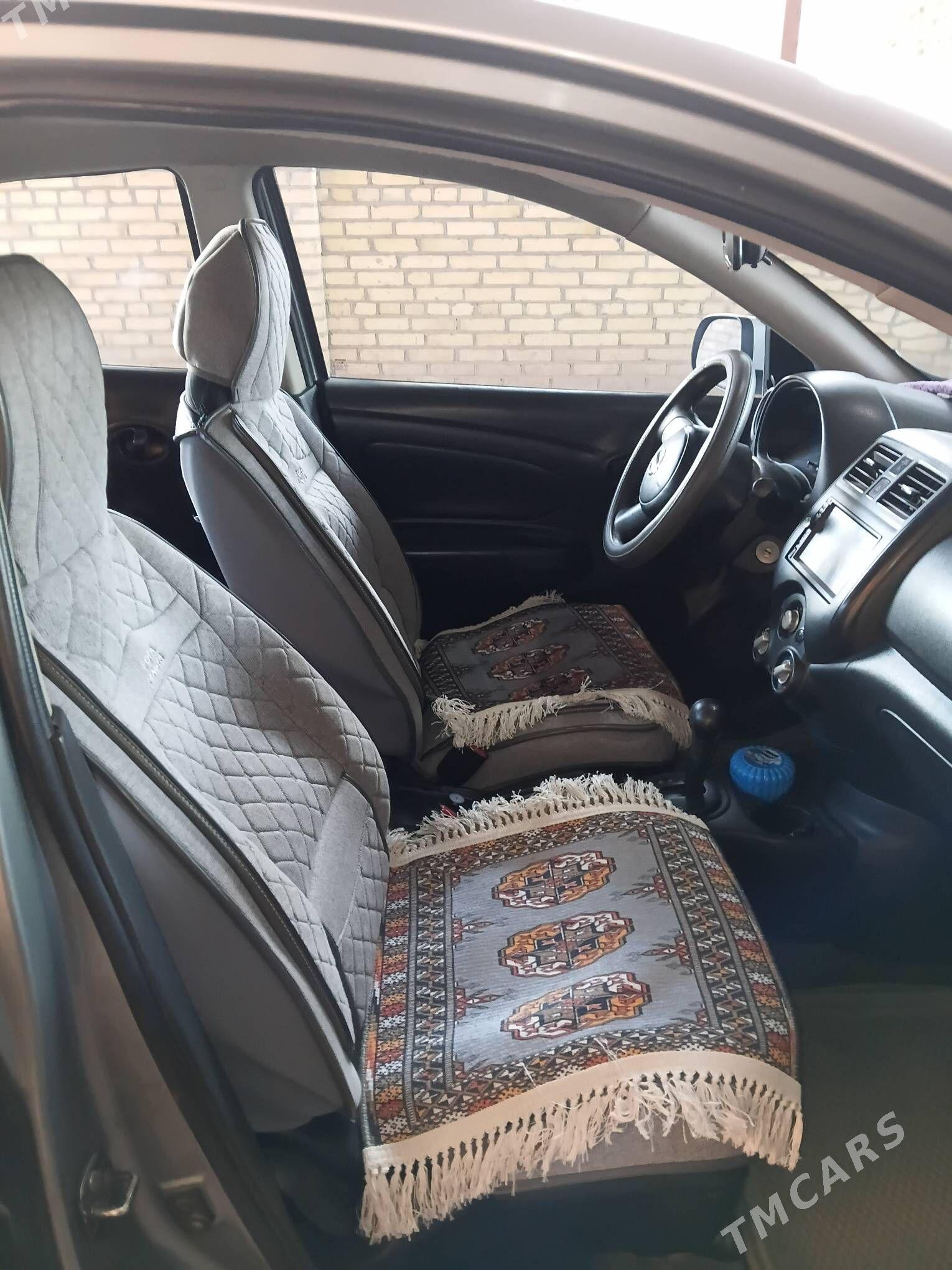 Nissan Versa 2013 - 130 000 TMT - Ходжамбаз - img 5