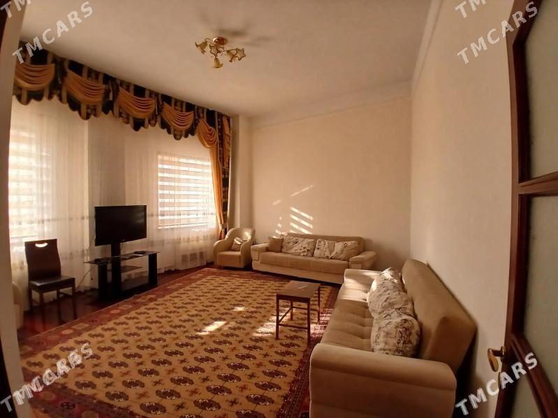 Arenda jay - Gurtly - img 2