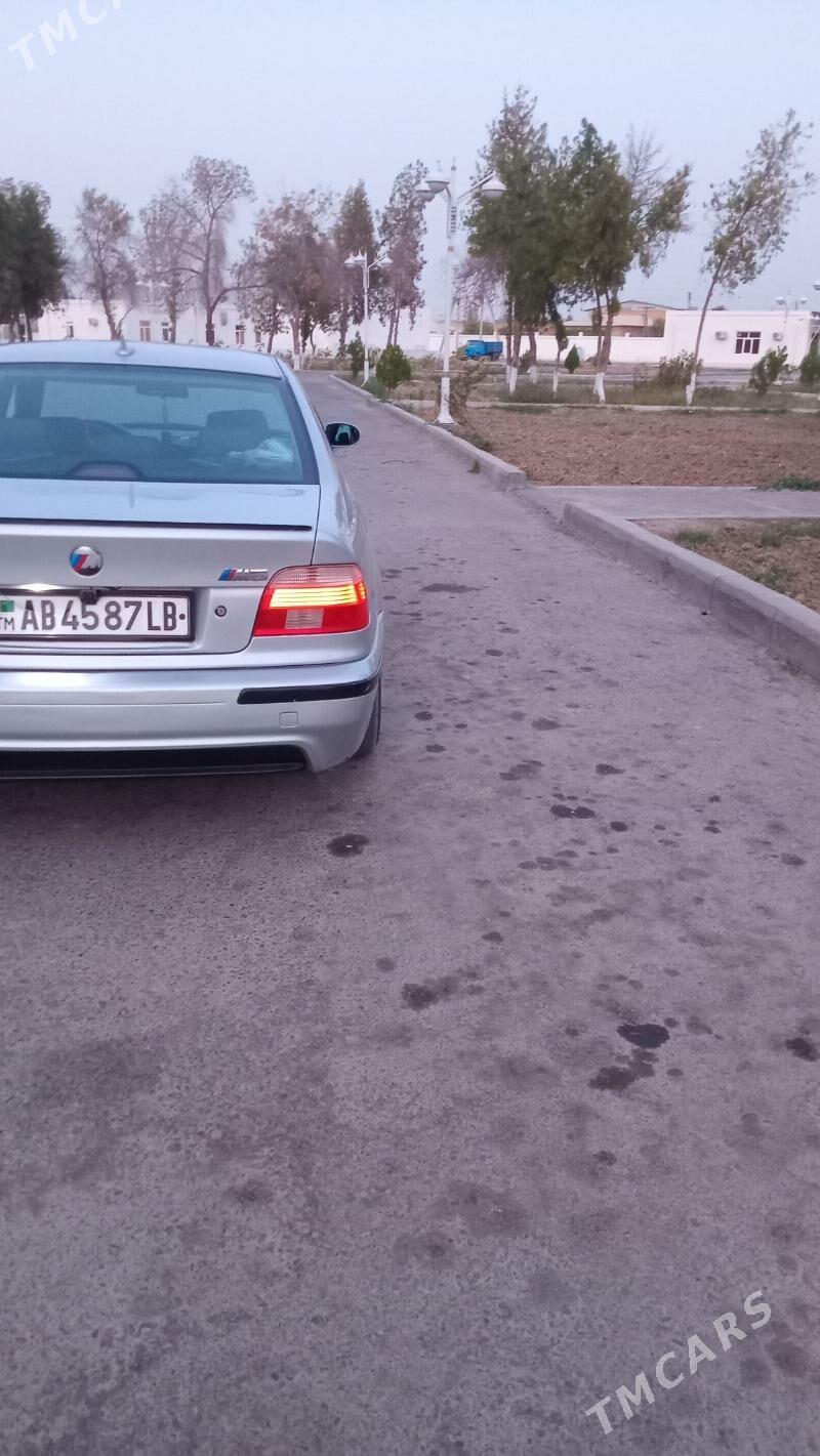 BMW E39 2003 - 130 000 TMT - Dänew - img 6