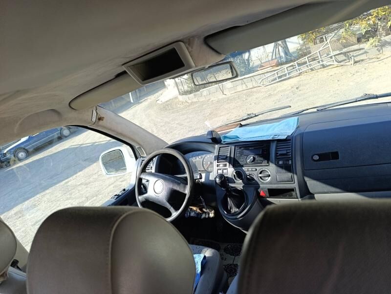 Volkswagen Transporter 2004 - 110 000 TMT - Бахарден - img 2