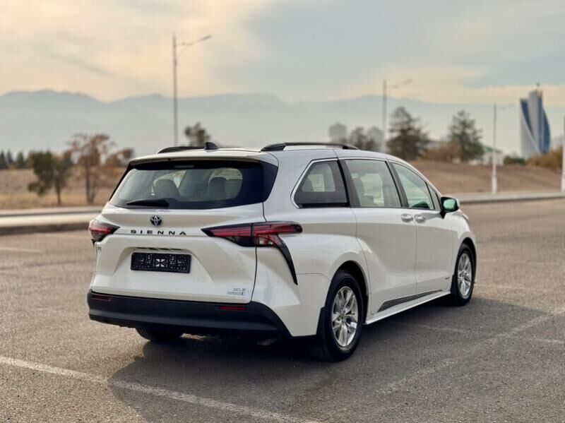 Toyota Sienna 2021 - 555 000 TMT - Ашхабад - img 6