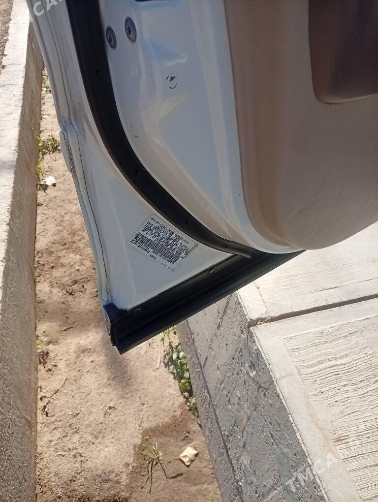 Toyota Avalon 1998 - 165 000 TMT - Шабатский этрап - img 5