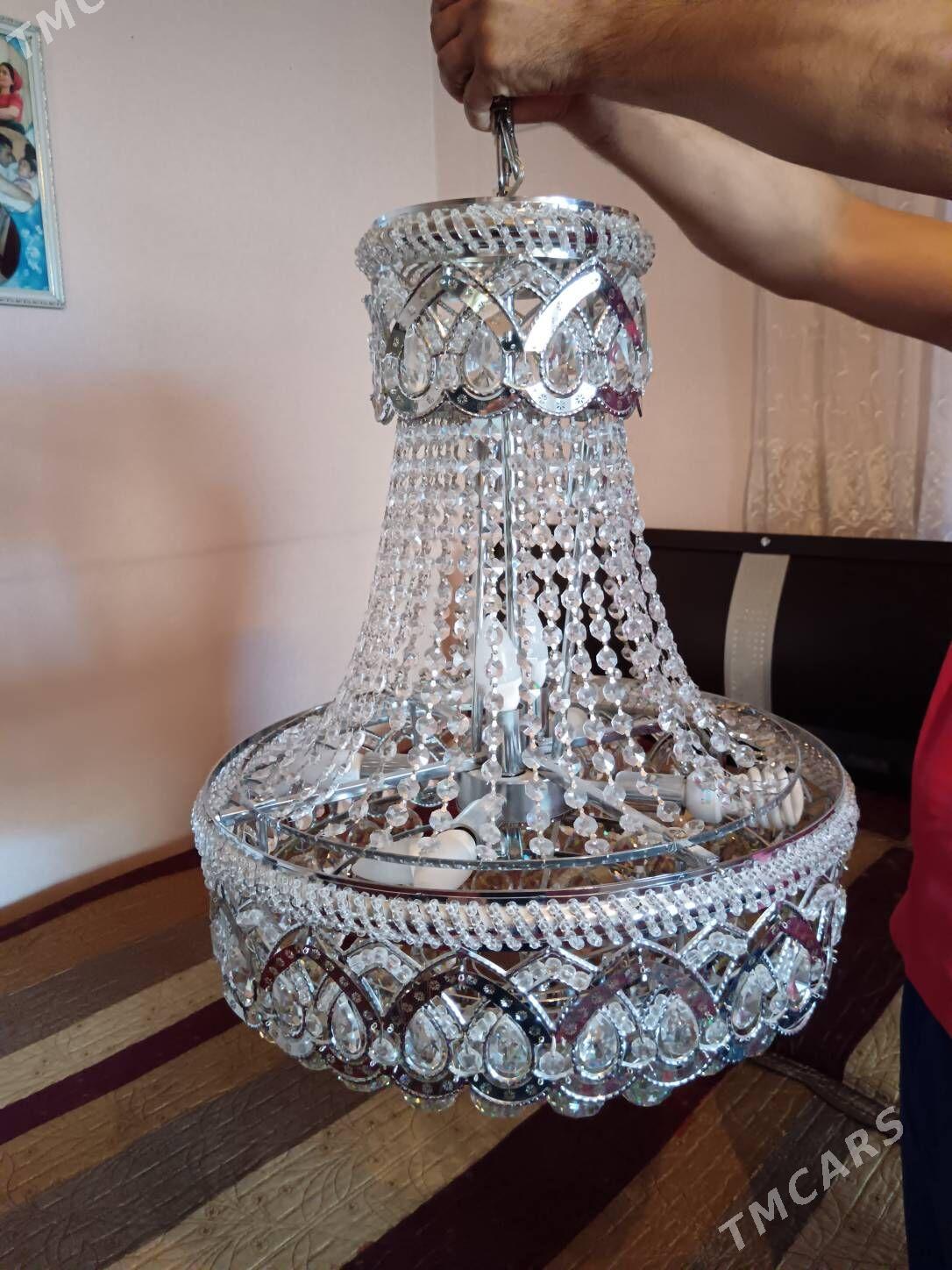 Lyustra hrustal 8 lampaly - Bagyr - img 1