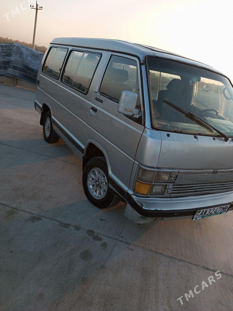 Toyota Hiace 1987 - 40 000 TMT - Мургап - img 2