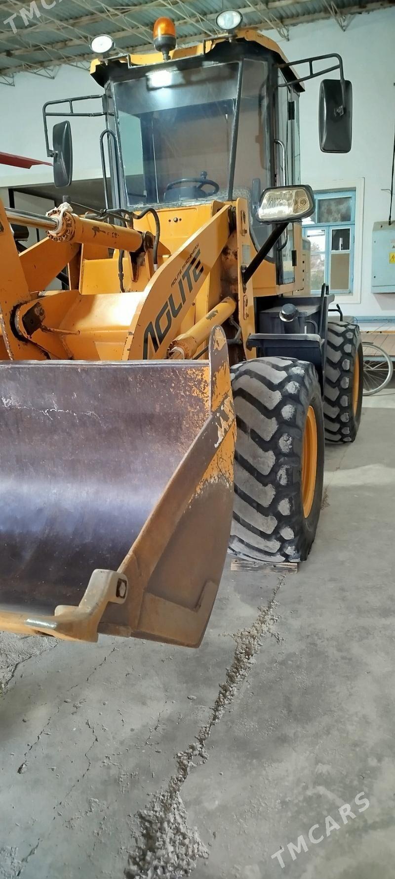 XCMG LW300F 2014 - 260 000 TMT - Çärjew - img 7