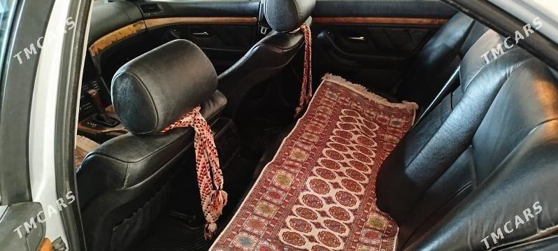 BMW E39 2002 - 110 000 TMT - Çärjew - img 6